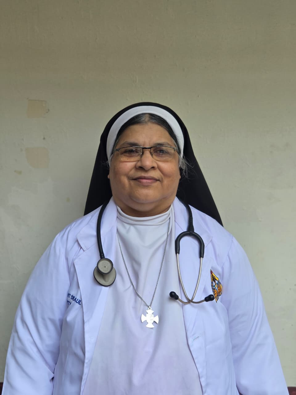 Portrait of DR.SR.NAVEENA CMC